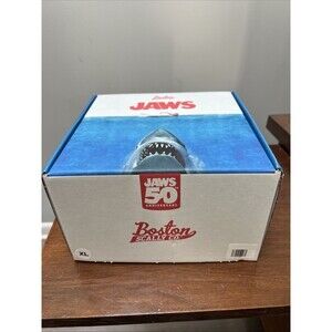 Boston Scally Company XL The Jaws 50th Anniversary Cap With Box Drawstring Bag